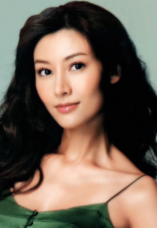 有人说最美不过李嘉欣,年轻时候的李嘉欣到底有多美?