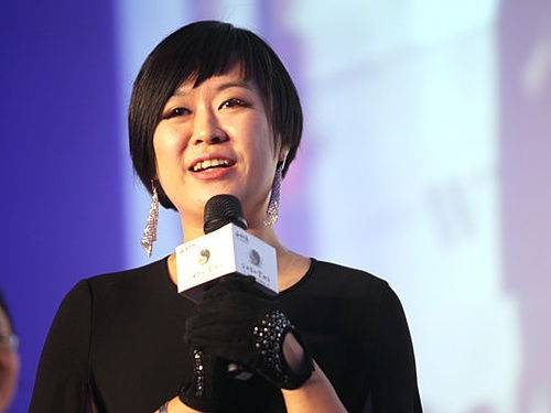 罗胖子原名叫罗振宇,他是罗辑思维的创始人,也是脱口秀节目《罗辑思维