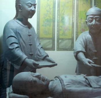 太监净身流程太监净身割哪里