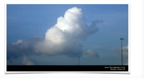 客似云来的意思是客人像云一样来得络绎不绝.拼音:kè sì yún lái.