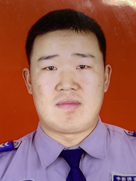 黄胜华和西蒙谁赢了黄胜华个人资料