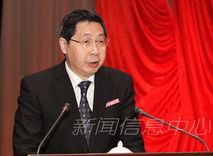 赣南师范学院2011年毕业的校长叫什么名字啊?