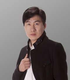 一直喜欢谢大脚,却被镇长齐三太的大姨子王云看上,《乡村爱情圆舞曲