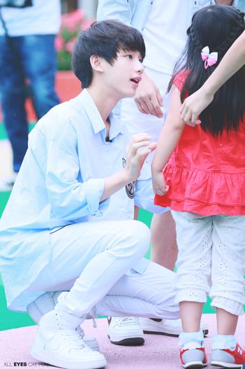 已经退出tf家族的键盘手 天宇家族——天宇文-刘志宏   天宇寻-罗庭信