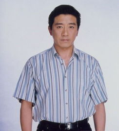 丁勇岱与妻子近照