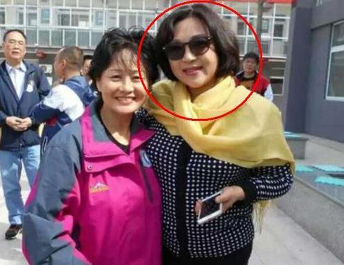 黄秋燕第二任丈夫黄秋燕第二任丈夫是谁