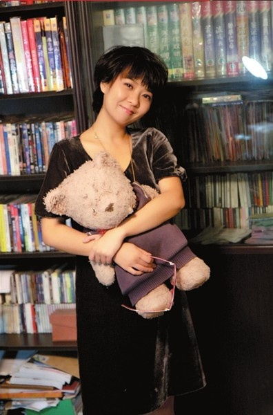 张巍个人资料简介周里京妻子张巍个人资料简介