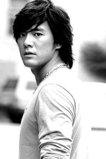 吴庆哲吴庆哲和郑伊健长得像