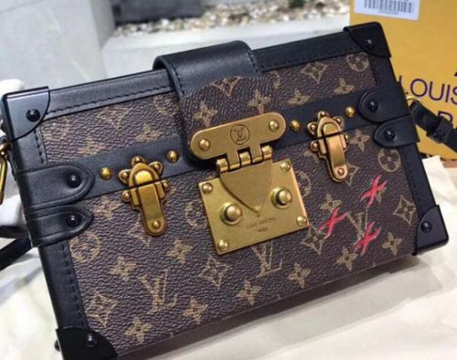 lv高仿产地法国,lv高仿包包品质怎么样