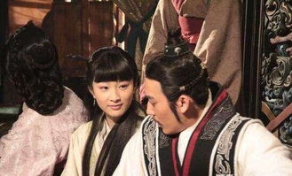 两人都是秦国宫廷歌舞艺人魏优旃养大的