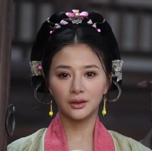 阎婆惜,是小说《水浒传》人物.