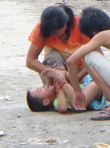 驷马攒蹄四马蹄攒绑视频