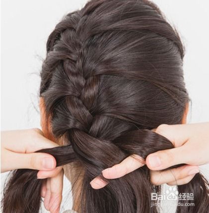 麻花辫怎么编