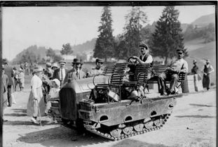 坦克的发明者是谁?