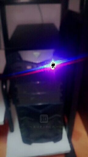 电脑开不了机,电源灯一直闪?