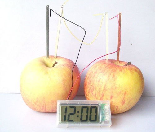 水果为什么能给手机充电?