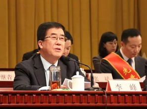 求一部小说主角叫李峰,外号疯子!主角是个兵王,