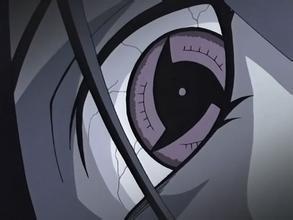 左眼的最强幻术"别天神"以及自己的忍道托付给鼬以后装作自毁眼睛自杀
