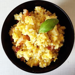 玉米粒香肠炒饭的做法