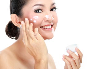 收缩毛孔的正确方法