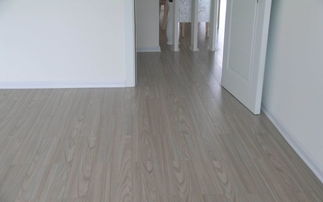 铺木地板之前要怎样清洁地面