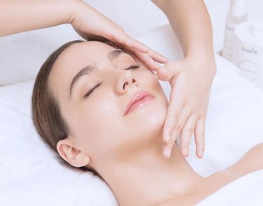 美容师推荐的几种祛痘方法图片,美容院祛痘手法_竞价网