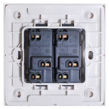 双开单控开关怎么接线