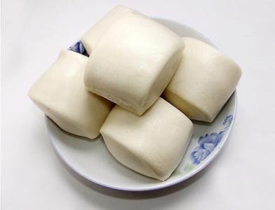 一个馒头多少大卡碳水,一个中等大小的馒头多少卡_竞价网