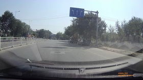 铁锹图片