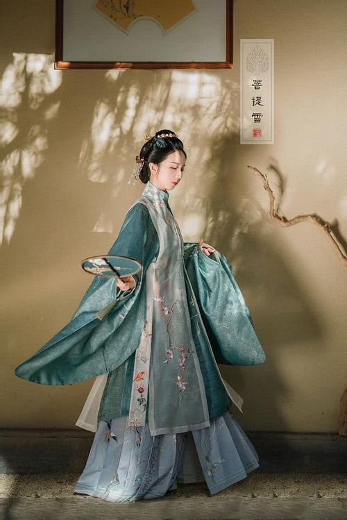明制汉服怎么穿视频教程