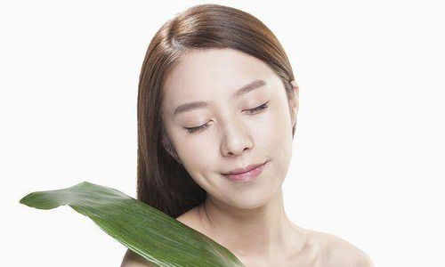 蜂蜜涂脸的正确方法祛痘
