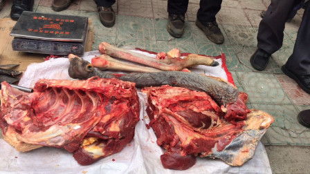 网友将此事件称为云南鸵鸟肉事件,而鸵鸟肉的来源就是张永明处理后的