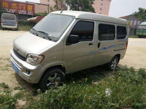 五菱6390油箱容积(l):40:2010款五菱之光6390b-ii参数配置基本参数